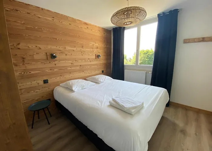 Les 3 Sommets Appartement Sarcenas